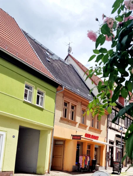  - Wohnung mieten in Sangerhausen - großzügige 3-RW in Sangerhausen, Göpenstraße