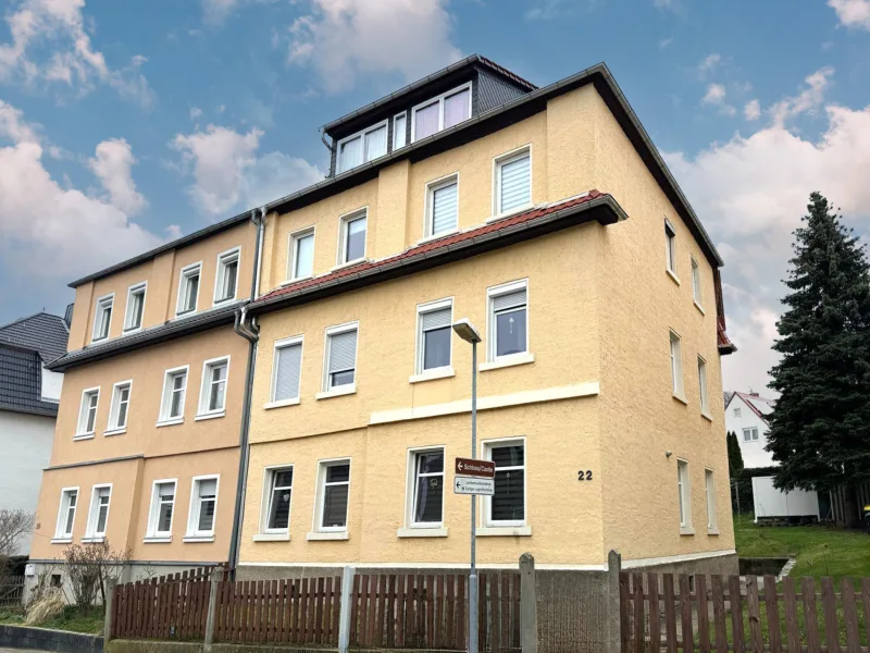 Gebäudeansicht - Haus kaufen in Colditz - 7,68% RENDITE - INVESTIEREN SIE CLEVER! // Mehrfamilienhaus mit 4 Wohneinheiten und PKW-Stellplätzen