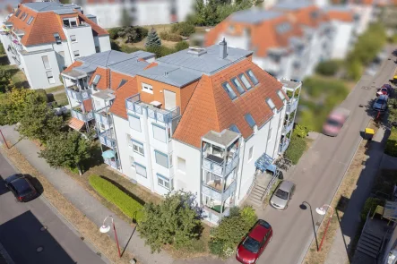 Hausansicht, Robinienweg 6 - Zinshaus/Renditeobjekt kaufen in Leipzig - VOLLVERMIETUNG UND TOP-RENDITE // Immobilienpaket mit 7 Wohneinheiten in Leipzig-Wiederitzsch