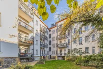 Leipzig - Waldstraßenviertel | Hofseite mit Balkonen 