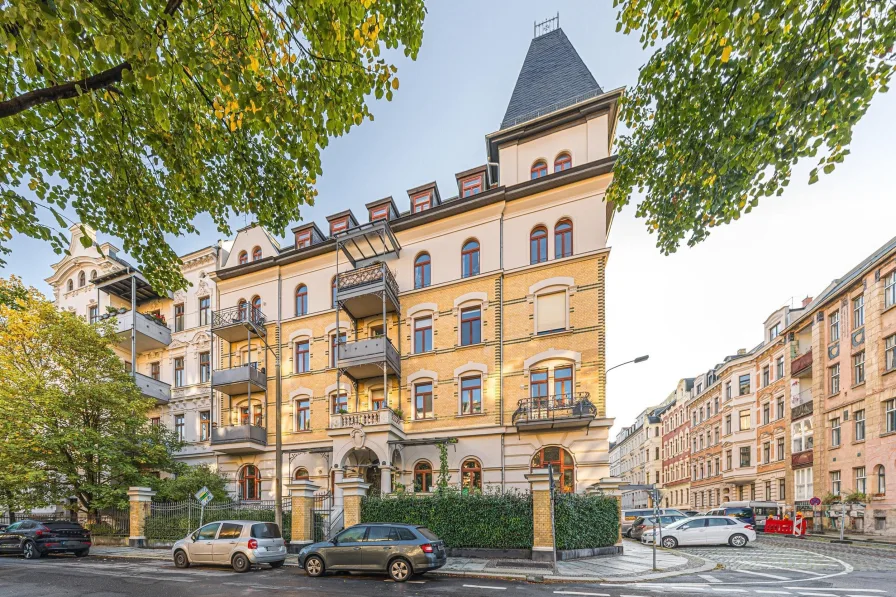 Leipzig - Südvorstadt | Blick zum Gebäude - Westseite