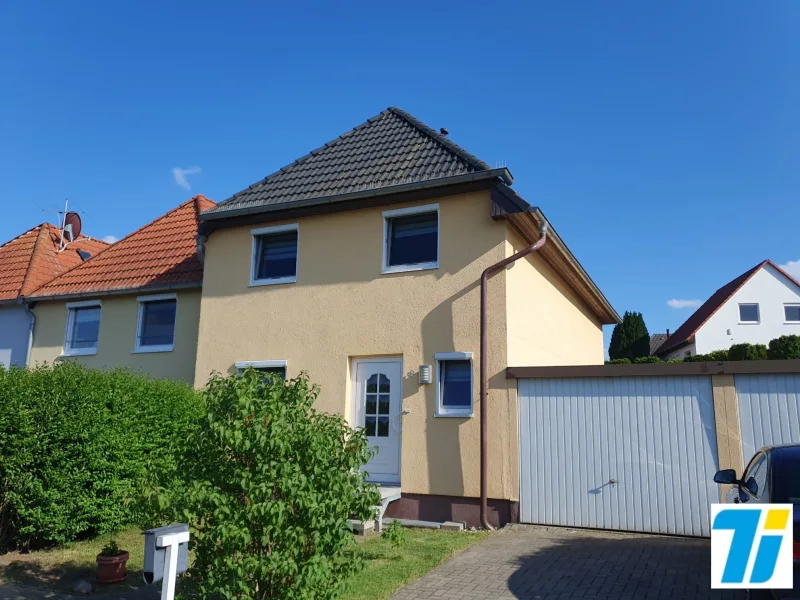 Straßenansicht - Haus kaufen in Sülzetal - Dodendorf Top Einfamilienhaus!