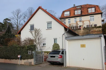IMG_4481 1 - Haus kaufen in Quedlinburg - Hoppla, ein Einfamilienhaus, Bj. 98 in Quedlinburg? 25 min Fußweg  zum Markt, 434 m² Areal+Garage!