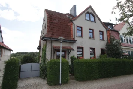 IMG_8583 - Haus kaufen in Aschersleben - Stadtrand Aschersleben- Renovieren+Einziehen! Eltern wohnen unten 112 m²-die Kinder auf 186 m² oben