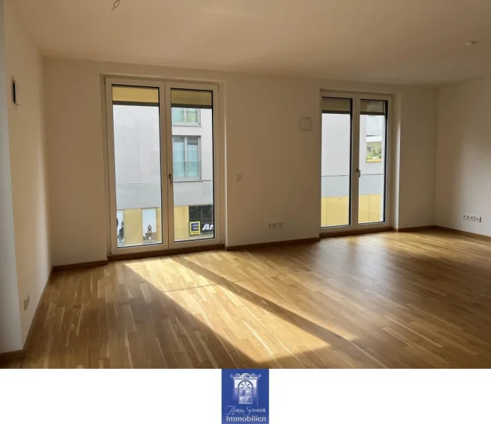 Wohnen, Schlafen - Wohnung mieten in Dresden - Bemerkenswerte Singlewohnung mit Loggia in der Dresdner Innenstadt! Lift! 