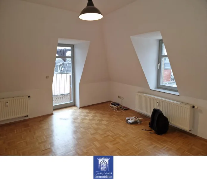 Wohnen - Wohnung mieten in Dresden - Individuelle Wohnung mit schönem Balkon in der Mansarde!