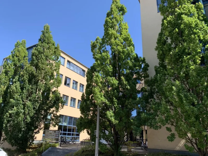 Hausansicht - Büro/Praxis mieten in Dresden - Großzügige helle Büroeinheit in attraktivem Bürokomplex nahe der Innenstadt!