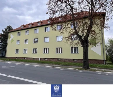 Hausansicht - Wohnung mieten in Radeberg - Perfekte 3-Zimmerwohnung mit Balkon und Tageslichtbad! Ideal auch für eine WG!