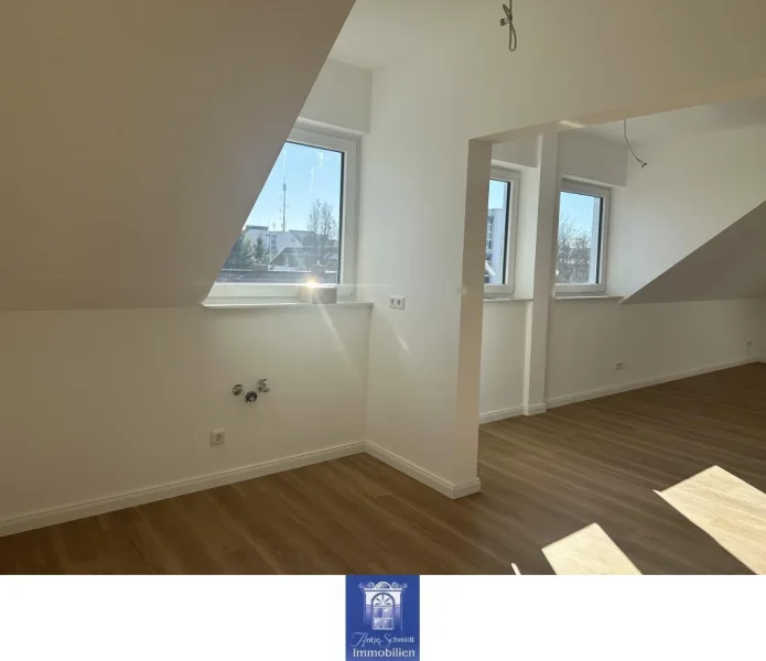 Wohnen  - Wohnung mieten in Dresden - Traumhafte  Dachgeschosswohnung mit großer Loggia und herrlichen Blick!