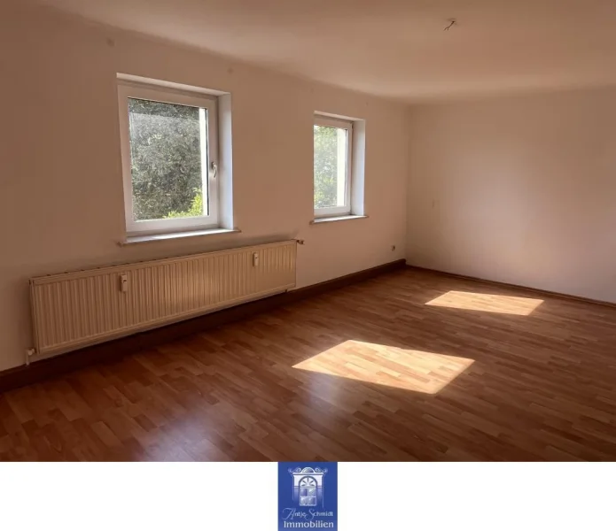 Schlafen - Wohnung mieten in Wachau - Sehenswerte Wohnung mit viel Platz ... großer Balkon ... EBK ... Tageslichtbad mit Wanne!