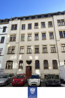 Hausansicht - Wohnung kaufen in Dresden - Hübsche Wohnung mit Tageslichtbad mit Wanne in zentraler und ruhiger Lage!