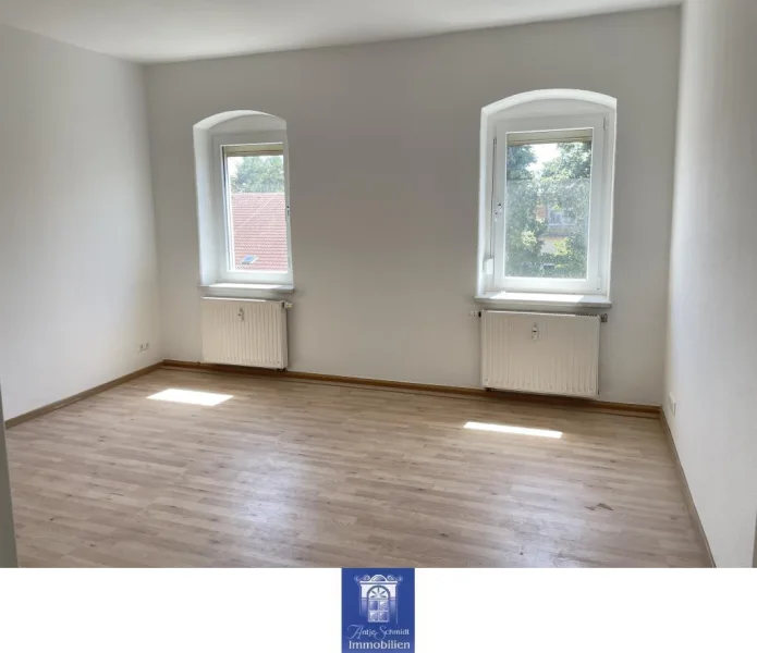 Wohnen - Wohnung mieten in Roßwein - Gepflegte Dachwohnung mit Wohnküche, Tageslichtbad, Gäste-WC und Kaminanschluss!