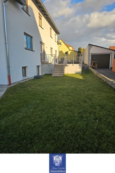 Blick zur Terrasse - Wohnung mieten in Pirna - Besondere Familienwohnung über 4 Ebenen mit großer Terrasse und Garten im Erstbezug! 