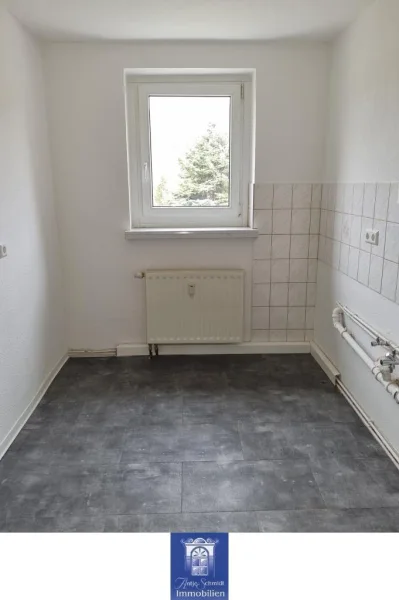 Küche - Wohnung mieten in Niederstriegis - Idyllische und im Grünen gelegene Wohnung! Frisch und modern saniert! 