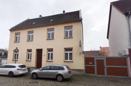 Strassenansicht  - Haus kaufen in Schönebeck (Elbe) - Historisches Mehrfamilienhaus in Bad Salzelmen - Nähe Magdeburg