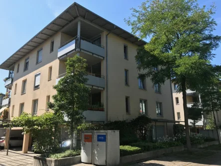  - Wohnung kaufen in München - Reine Kapitalanlage - vermietete Dreizimmerwohnung in Obermenzing