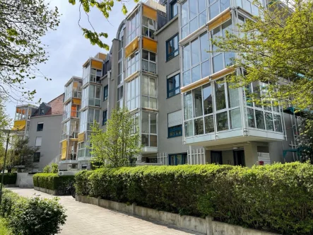  - Wohnung kaufen in Augsburg - Wohnung mit Terrasse im Augsburger Univiertel - Frei nach Absprache - inkl. 1 TG-Stellplatz