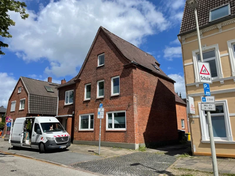 Ansicht - Büro/Praxis mieten in Kiel - Haus für 1-2 Arztpraxen oder Büronutzung in Kiel-Elmschenhagen zu vermieten