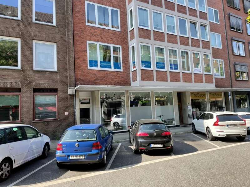 Ansicht - Büro/Praxis mieten in Kiel - Schönes Ladengeschäft in der Kieler Innenstadt am Asmus-Bremer-Platz neben den Kieler Nachrichten