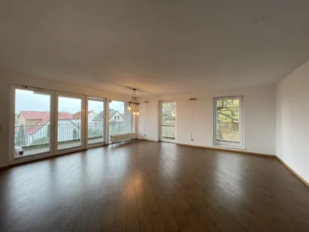 Wohnzimmer - Wohnung mieten in Eckernförde - Großzügiges Wohnen in zentraler Lage mit Blick auf das Wasser