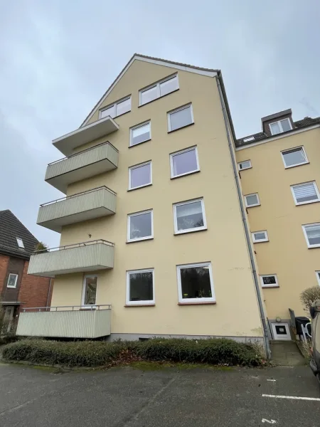 Rückansicht - Wohnung kaufen in Kiel - Attraktive 3 Zimmerwohnung als Anlage zwischen Hassee und Südfriedhof