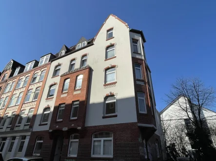 Hausansicht - Wohnung mieten in Kiel - Große Altbauwohnung in zentraler Lage von Kiel für maximal 3 Personen