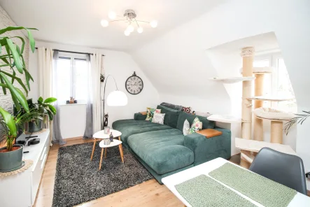 Wohnen/Essen Ansicht 1 - Wohnung kaufen in Rottweil - Reserviert! Modernisierte 3-Zimmer-Wohnung in sehr zentraler Lage Rottweils mit Garage!