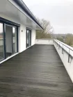 große Dachterrasse