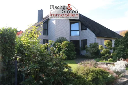 K-IMG_4978 - Haus kaufen in Stolzenau - Stolzenau-modernisiertes Architektenhaus mit Garage und schönem Garten am Ende einer Sackgasse