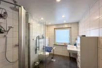 modernes Badezimmer