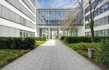 Aussenansicht - Büro/Praxis mieten in Unterföhring - STOCK - Dachterrassentraum in Unterföhring