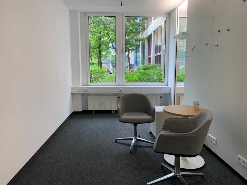 Büroansicht - Büro/Praxis mieten in München - STOCK | Innenhof | repräsentativ | Glaselemente