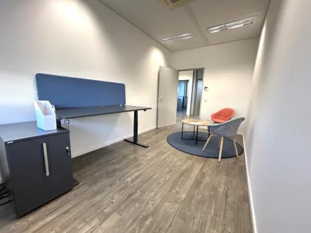 Bürobeispiel - Büro/Praxis mieten in Aschheim - STOCK - repräsentative Bürofläche | modern | Aschheim