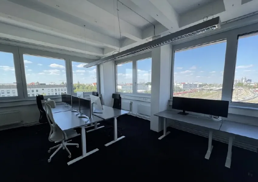 Großraum - Büro/Praxis mieten in München - STOCK - charmante Loftflächen mit wunderschönen Außblick über München