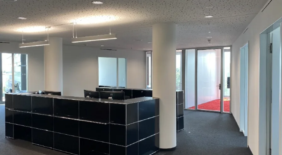 Empfangsbereich - Büro/Praxis mieten in München - STOCK | Star Tower | LEED Gold Zertifizierung | High-Speed Aufzüe