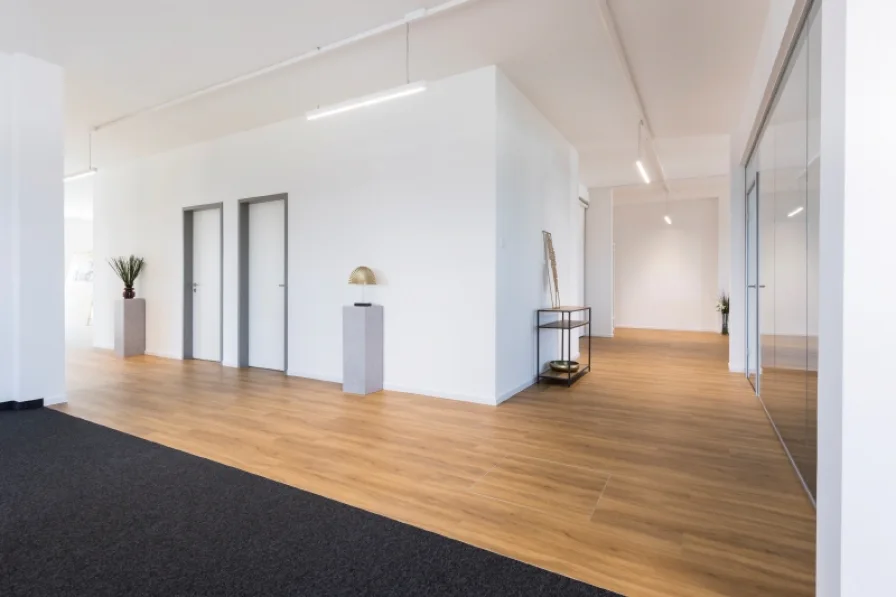 Büroansicht - Büro/Praxis mieten in München - STOCK - flexible Grundrissgestaltung | bodentiefe Fenster | hochwertige Eingangsbereiche