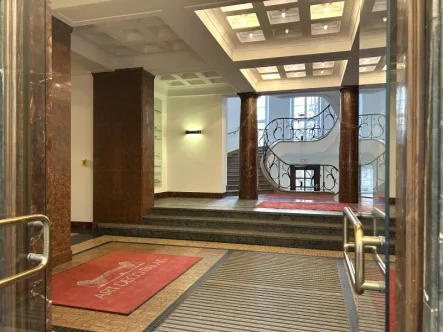 Eingangshalle - Büro/Praxis mieten in München - STOCK - respräsentativ | zentral | helle Büroräume