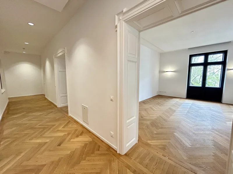 Fluransicht - Büro/Praxis mieten in München - STOCK - Einzigartiger Altbau | Balkon | Konferenzräume