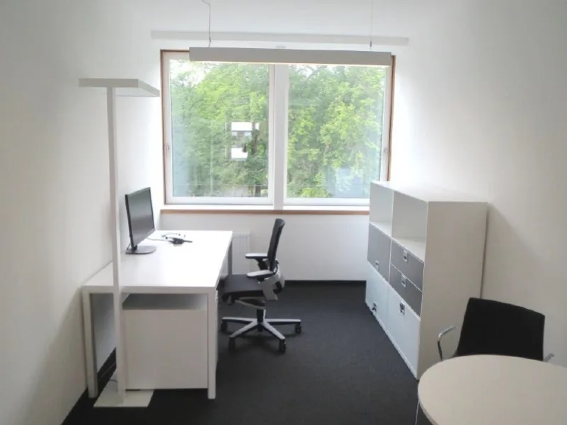 Office - Büro/Praxis mieten in München - STOCK - Dachterrasse | begrünter Innenhof | Büro