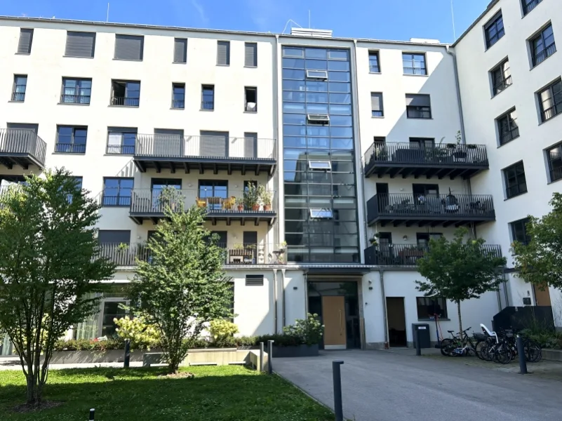 Außenansicht - Büro/Praxis mieten in München - STOCK - Neubau | Loftbüro | Campuscharakter