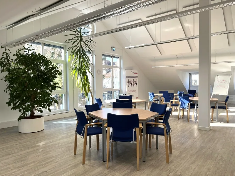 Chill Area - Büro/Praxis mieten in München - STOCK - flexible Raumaufteilung | helle Büroräumlichkeiten | ruhige Lage