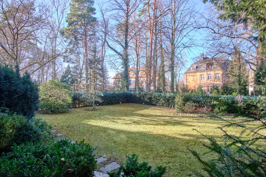 Garten - Haus kaufen in Berlin - LUXUSVILLA MIT EINLIEGERWOHNUNG AM GRUNEWALD