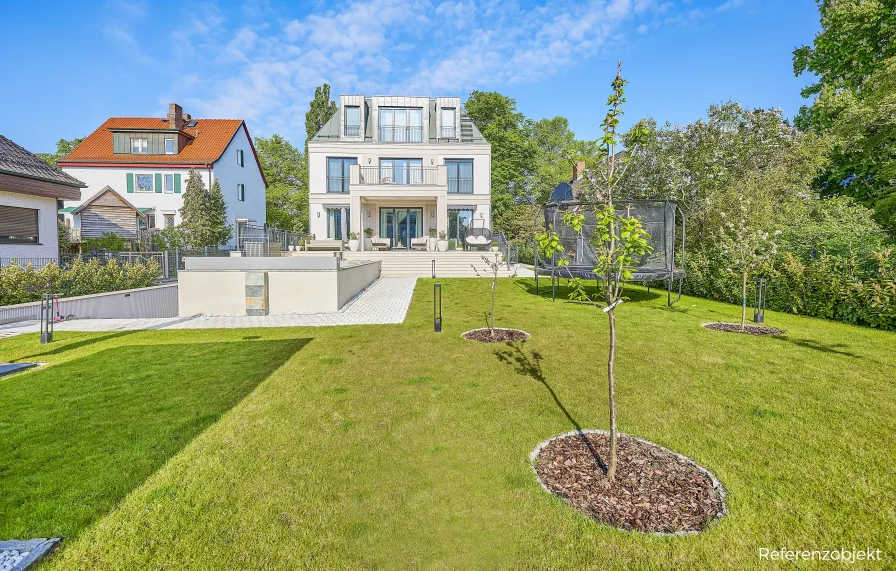 Referenzobjekt - Grundstück kaufen in Berlin - BAUGRUNDSTÜCK MIT BAUGENEHMIGUNG FÜR EINE MODERNE EINFAMILIENVILLA IN TOPLAGE VON ZEHLENDORF