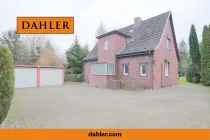 Haus mit Doppelgarage