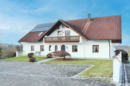 M005-2025_Hausansicht_1 - Wohnung mieten in Rudelzhausen / Berg - von Behm Immobilien -  4ZKB Erdgeschosswohnung in Rudelzhausen / Berg