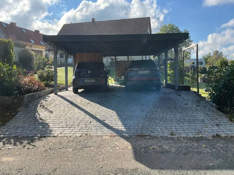 Carport mit Wallbox