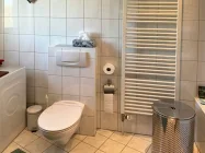 viel Platz im neuen Badezimmer