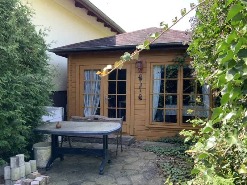 Pavillon im Garten