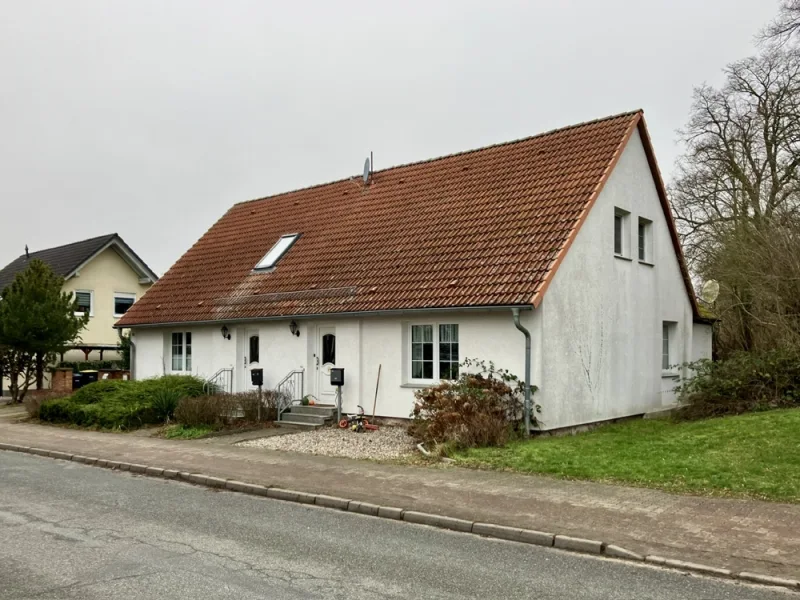 Hausansicht Vorderhaus Straßenseite