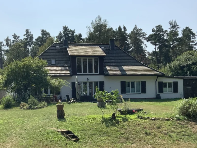 Hausansicht - Haus kaufen in Waren (Müritz) - Liebenswerte Müritzperle mit herrlichem Ausblick